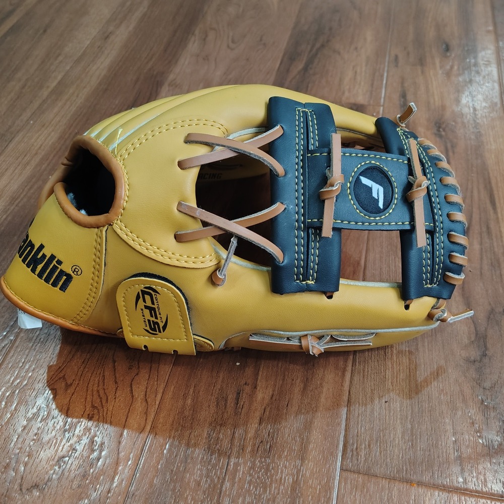 FRANKLIN FIELDMASTER BASEBALL GLOVE KIDS 11" TAN BLACK 22604 FIELDING MITT RHT